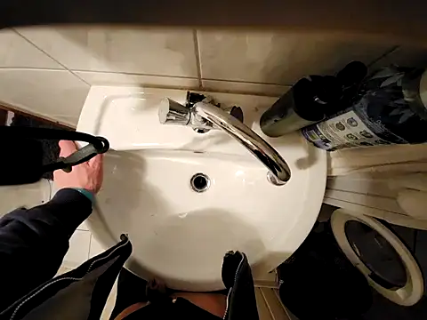 Snapshot of 0815lukas2024 chatting on 8, 3, 2025 0815lukas2024 online show from 8, 3, 2025