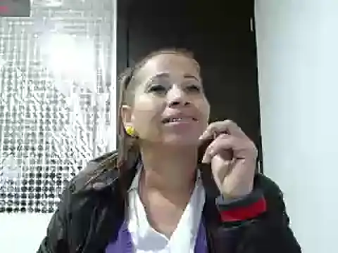 Snapshot of CaroMasha chatting on 22, 1, 2025 CaroMasha online show from 22, 1, 2025