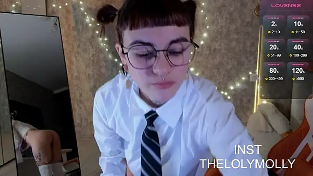 LolyMolli online show from 17, 10, 2025