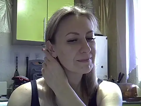 AshleyXHoney online show from 4, 12, 2025