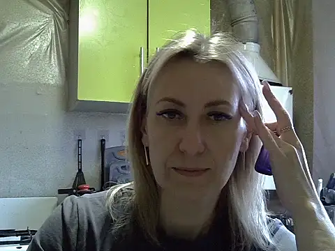 AshleyXHoney online show from 21, 10, 2025