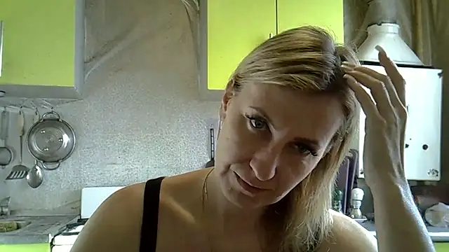 AshleyXHoney online show from 18, 3, 2025