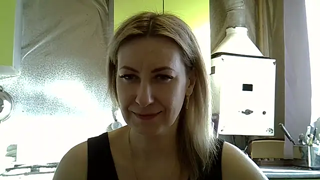 AshleyXHoney online show from 27, 2, 2025