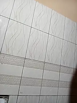 julietunderwoood online show from 20, 10, 2025