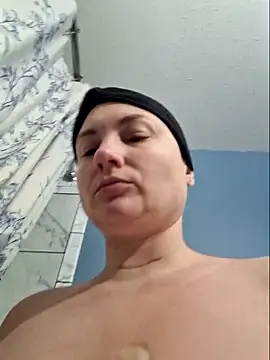 MilfyMrsRobinson online show from 12, 5, 2026
