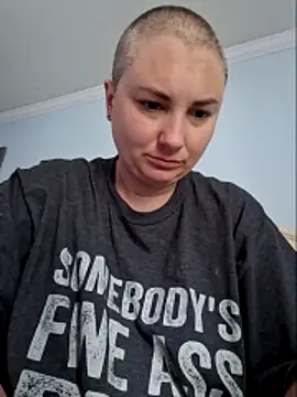 Snapshot of MilfyMrsRobinson chatting on 22, 5, 2026 MilfyMrsRobinson online show from 22, 5, 2026