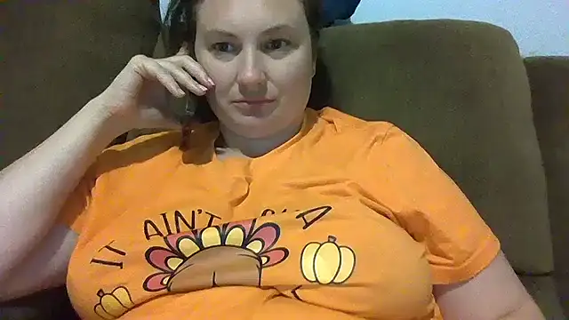 MilfyMrsRobinson online show from 12, 11, 2025