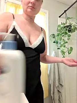 MilfyMrsRobinson online show from 9, 3, 2026