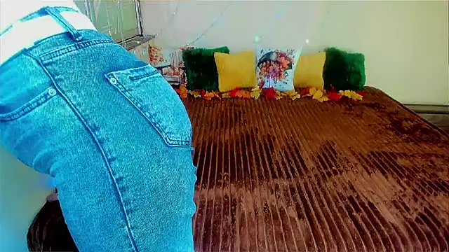 LizaSenri online show from 25, 9, 2025