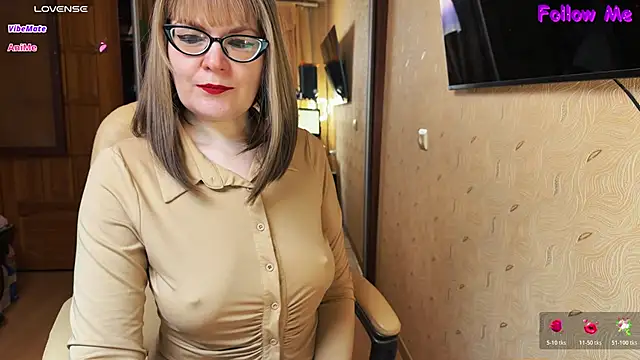 Snapshot of MyLadySkyLuck chatting on 26, 3, 2026 MyLadySkyLuck online show from 26, 3, 2026