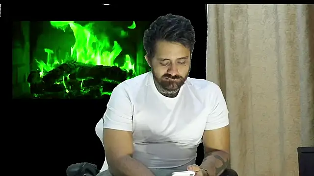 aronmiller404 online show from 16, 5, 2026
