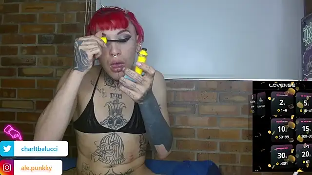 charlotbelucci  online show from 15, 4, 2026