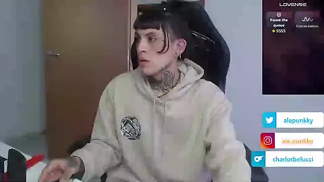 charlotbelucci  online show from 4, 10, 2025