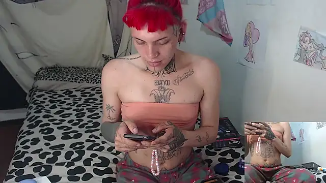 Snapshot of charlotbelucci_ chatting on 16, 7, 2026 charlotbelucci online show from 16, 7, 2026