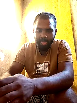 ListedLoin online show from 6, 11, 2025