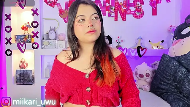 Snapshot of Ahri_Elderwood chatting on 15, 2, 2025 Ahri Elderwood online show from 15, 2, 2025