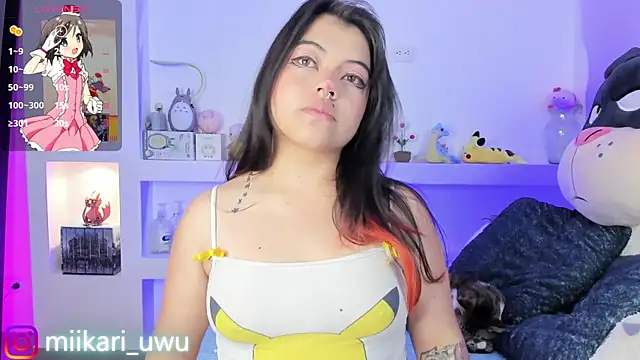 Snapshot of Ahri_Elderwood chatting on 4, 3, 2025 Ahri Elderwood online show from 4, 3, 2025