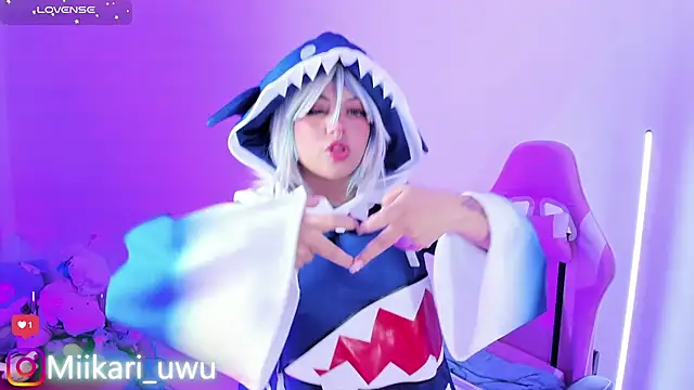 Snapshot of Ahri_Elderwood chatting on 23, 12, 2025 Ahri Elderwood online show from 23, 12, 2025