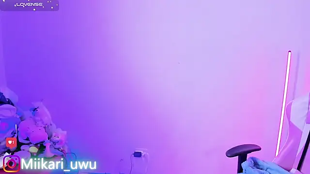 Snapshot of Ahri_Elderwood chatting on 22, 12, 2025 Ahri Elderwood online show from 22, 12, 2025