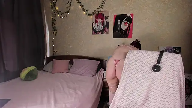 Love is Lola online show from 3, 7, 2026