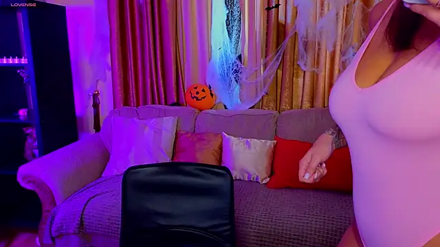 JessicaCartier online show from 27, 10, 2025