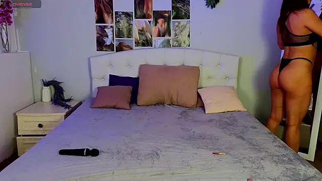 JessicaCartier online show from 12, 3, 2025