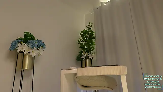 Snapshot of mimmyfit1 chatting on 17, 5, 2026 mimmyfit1 online show from 17, 5, 2026