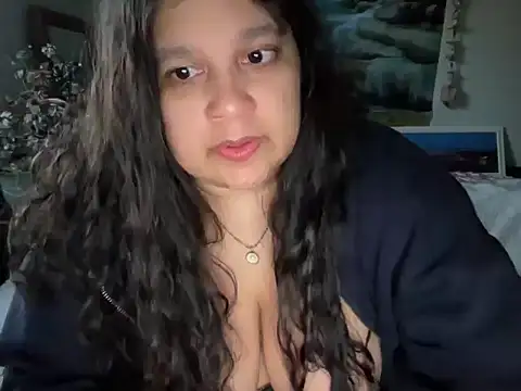 Snapshot of MelanieFawker chatting on 1, 11, 2025 MelanieFawker online show from 1, 11, 2025