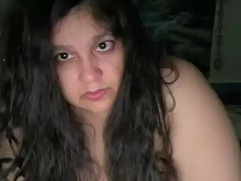 Snapshot of MelanieFawker chatting on 4, 12, 2025 MelanieFawker online show from 4, 12, 2025