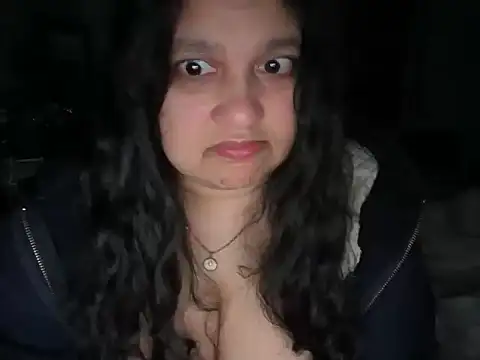 Snapshot of MelanieFawker chatting on 4, 11, 2025 MelanieFawker online show from 4, 11, 2025