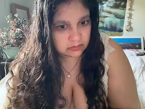 Snapshot of MelanieFawker chatting on 17, 11, 2025 MelanieFawker online show from 17, 11, 2025