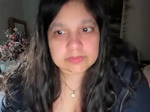 Snapshot of MelanieFawker chatting on 24, 11, 2025 MelanieFawker online show from 24, 11, 2025