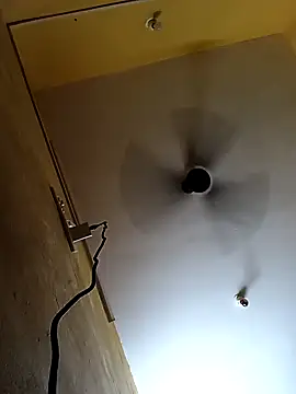 Tamil boy age28 online show from 5, 11, 2025