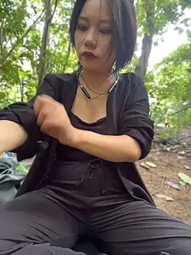 Eliza-E online show from 2, 6, 2026