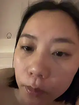 Snapshot of Eliza-E chatting on 24, 2, 2026 Eliza-E online show from 24, 2, 2026