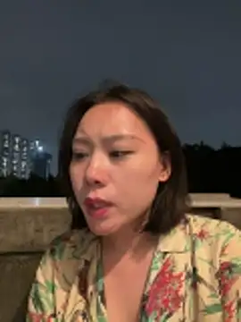 Snapshot of Eliza-E chatting on 1, 3, 2026 Eliza-E online show from 1, 3, 2026