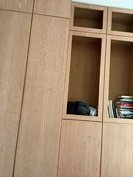 Eliza-E online show from 10, 4, 2026