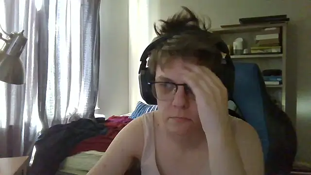 KaliSnow199623 online show from 5, 2, 2026