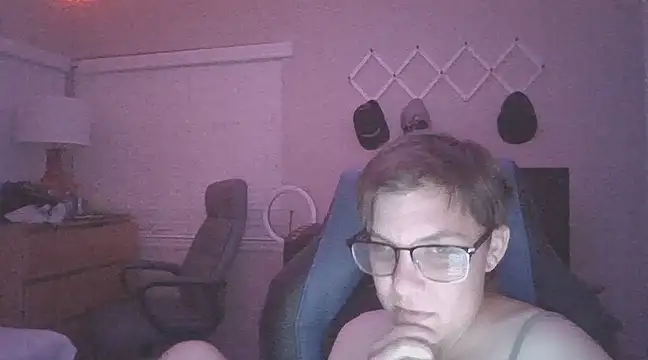 KaliSnow199623 online show from 1, 2, 2025