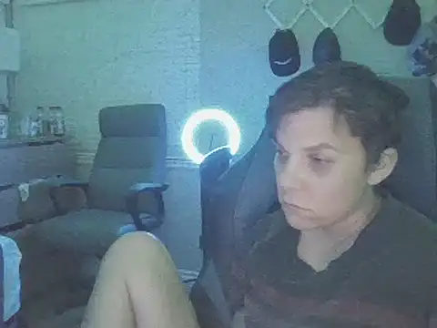 KaliSnow199623 online show from 4, 12, 2024