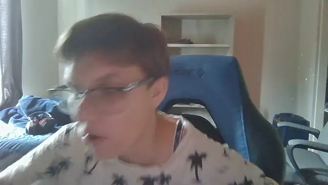 KaliSnow199623 online show from 10, 9, 2025