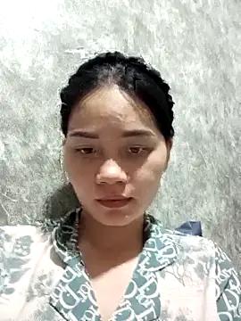 Ngoc-Trinh online show from 11, 3, 2026