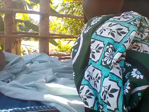 missarpie online show from 5, 4, 2026