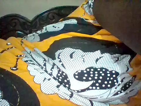 Snapshot of missarpie chatting on 14, 6, 2026 missarpie online show from 14, 6, 2026