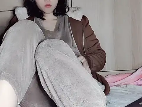 Pink cream online show from 7, 2, 2025