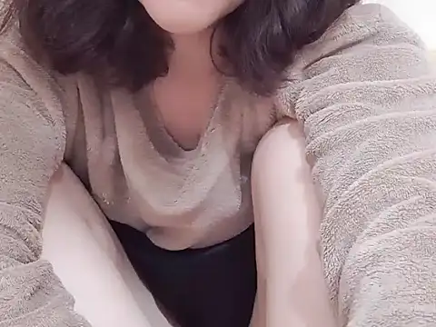 Pink cream online show from 16, 2, 2025