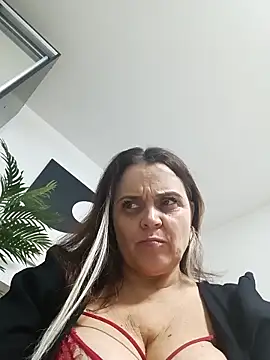 hugebobbs online show from 3, 3, 2026