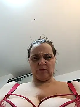 hugebobbs online show from 19, 3, 2026