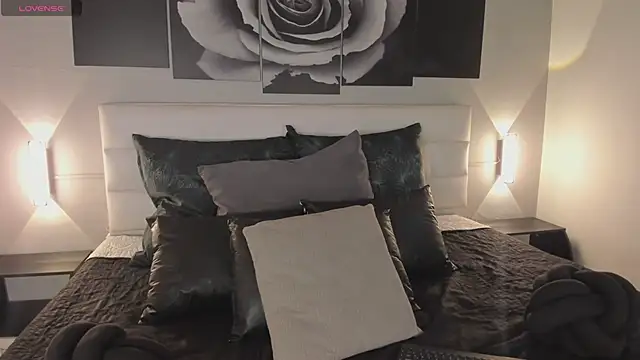 Snapshot of sofi_bakerr chatting on 4, 11, 2025 sofi bakerr online show from 4, 11, 2025