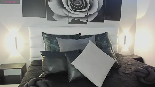 Snapshot of sofi_bakerr chatting on 8, 10, 2025 sofi bakerr online show from 8, 10, 2025